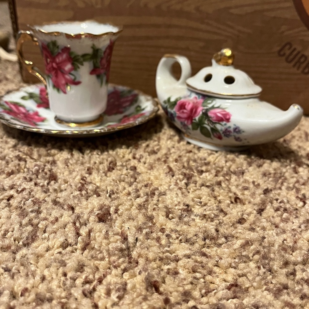 Floral Teacup and Teapot Set